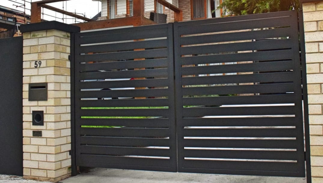 Custom-Automatic-Gate-2048x779