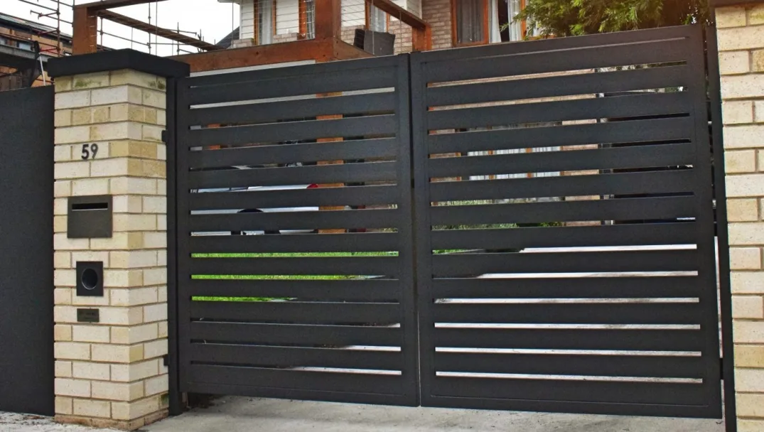 Custom-Automatic-Gate-2048x779